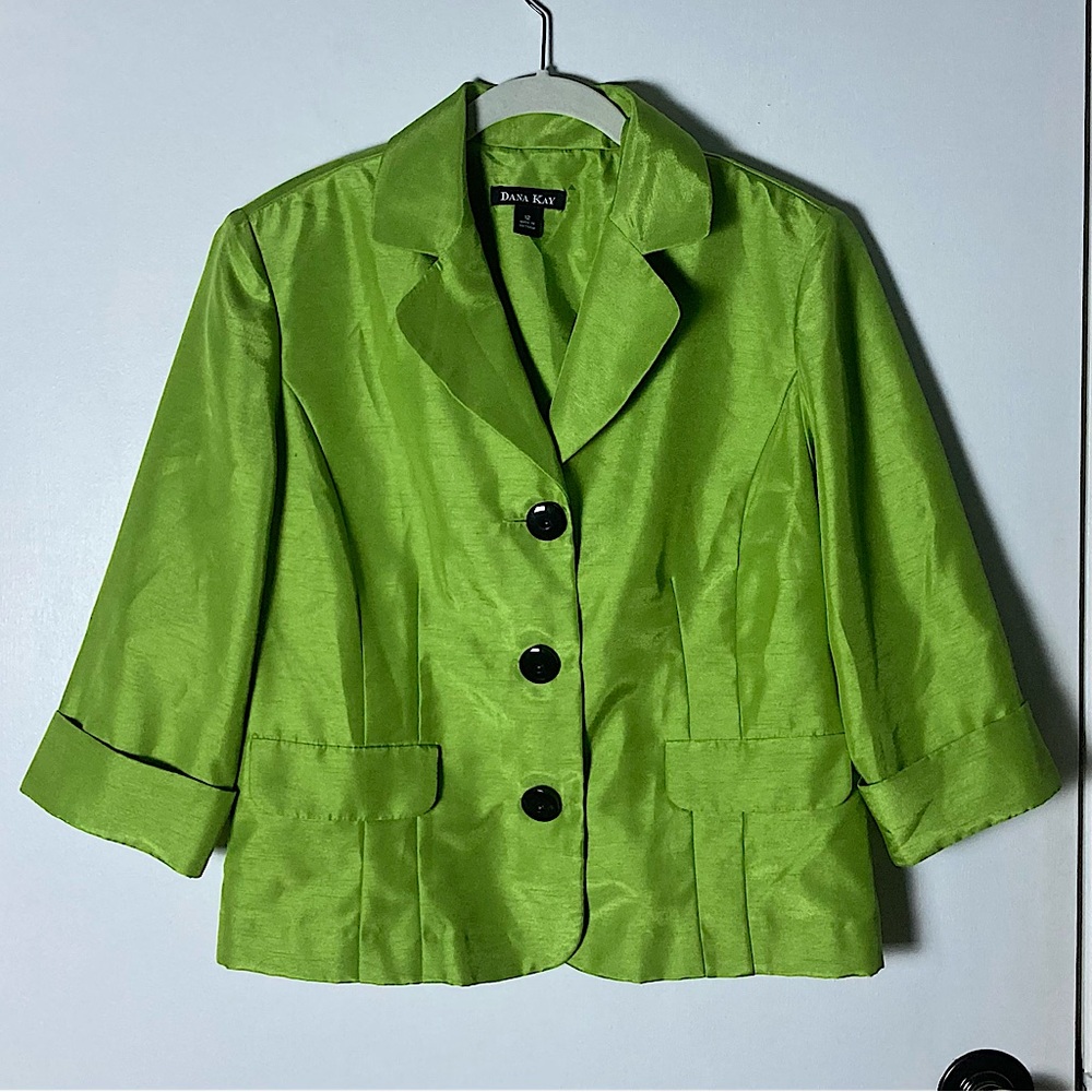 ⭐️ Dana Kay Bright Green Button Down Jacket Size 12 💚